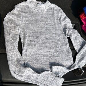H&M Gray Turtleneck Sweater with Ribbed Neckline